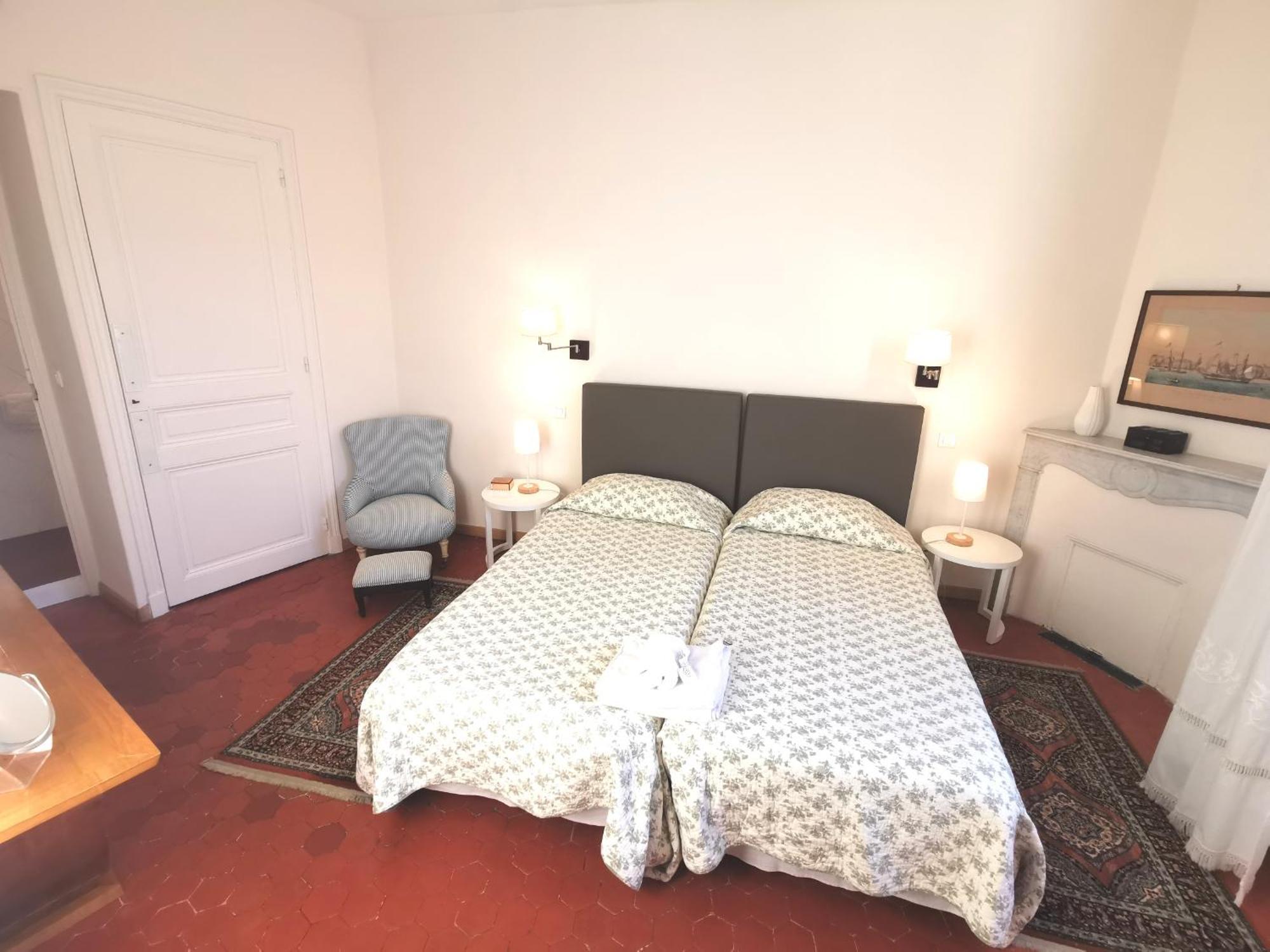 Appartements 7 Florian คานส์ ภายนอก รูปภาพ